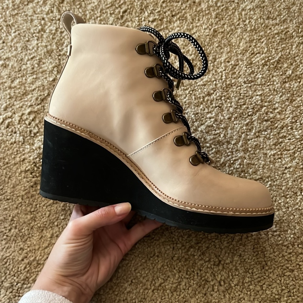 Toms Melrose Beige lace up wedge booties